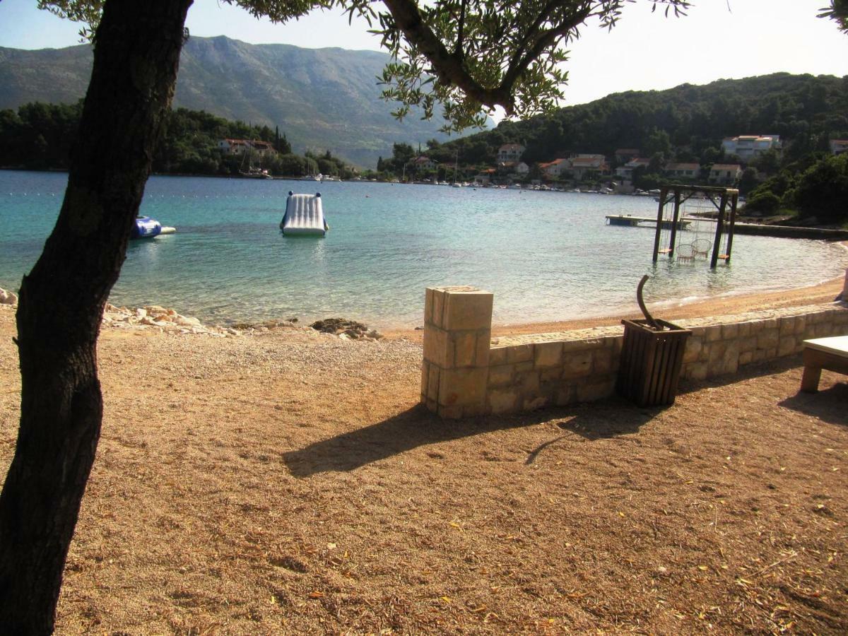 Apartmans And Rooms Dunjini Dvori Korcula Town Exterior photo